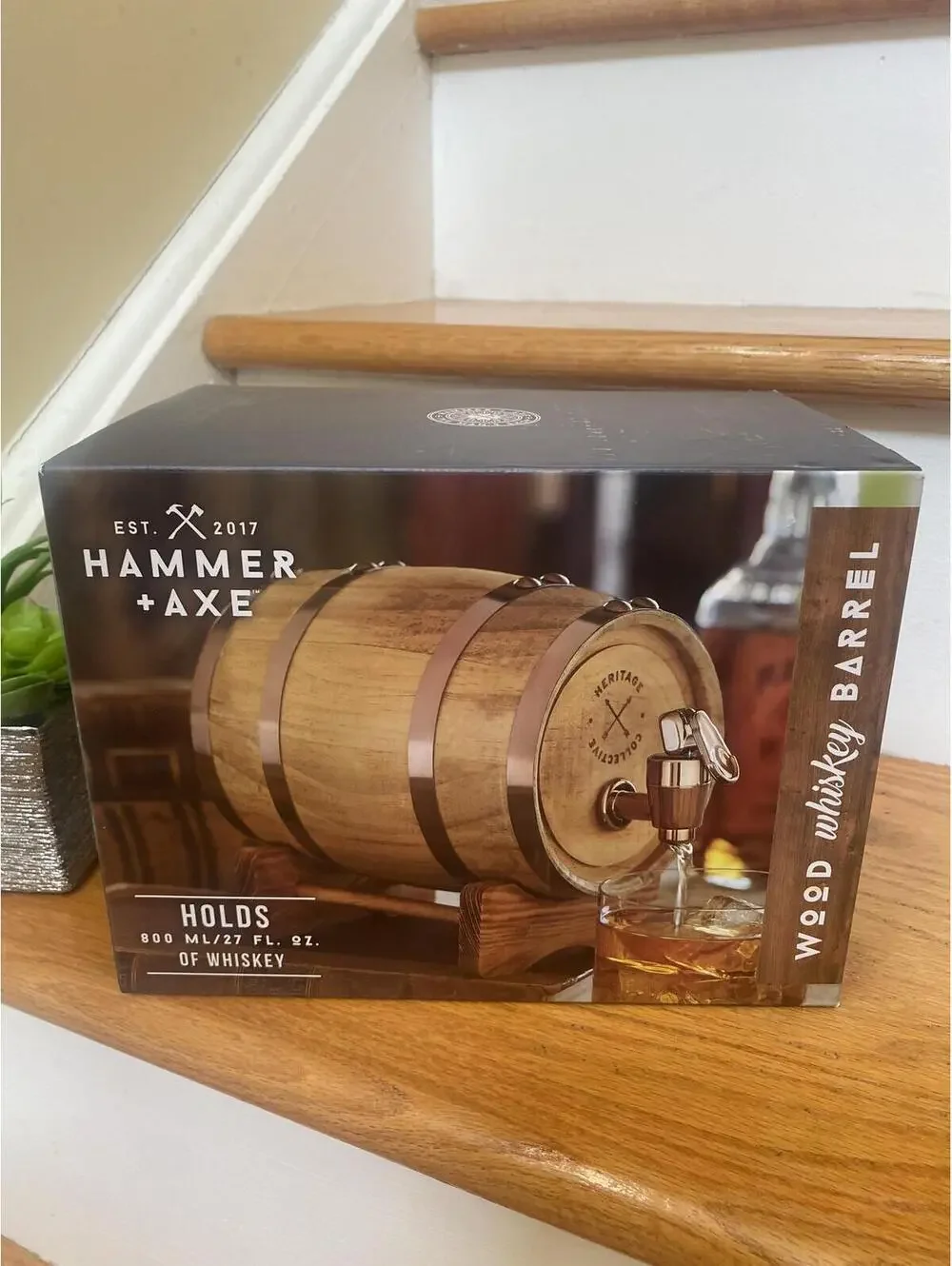 Hammer + Axe Wood Whiskey Barrel 800 ml / 27 fl. oz.